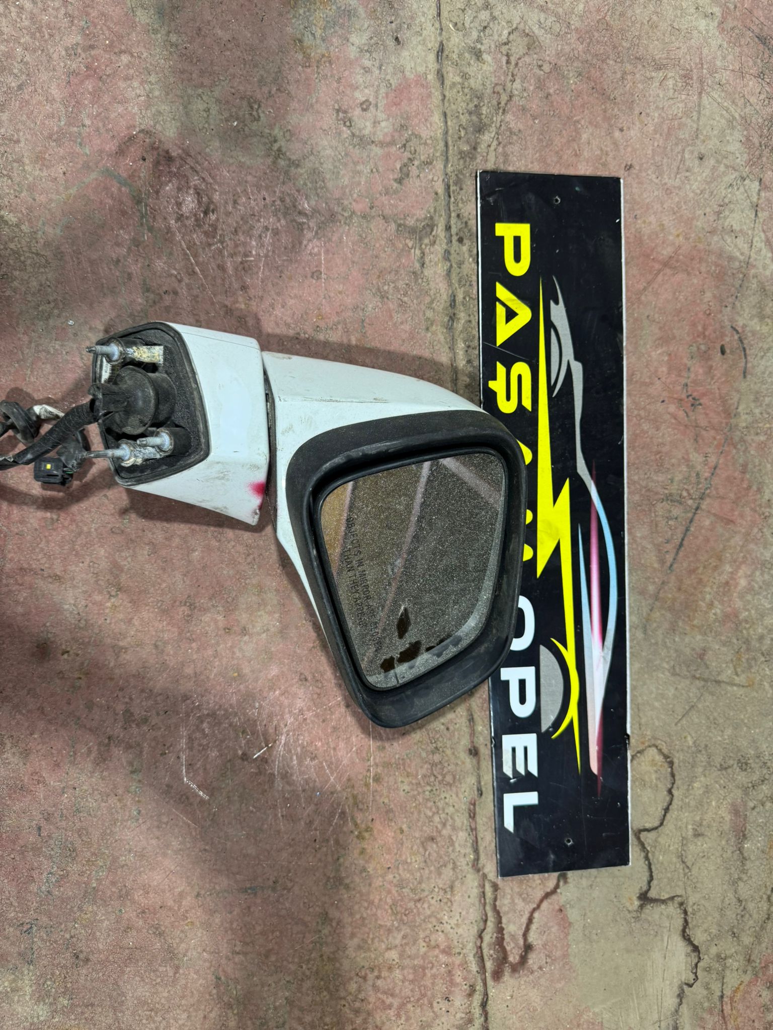 Opel vectra b 2.5 hava filtre kutusu Opel vectra b 2.5 hava filtre kutusu